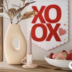 NEW Target Threshold XOXO Wall hanging Banner, NWT